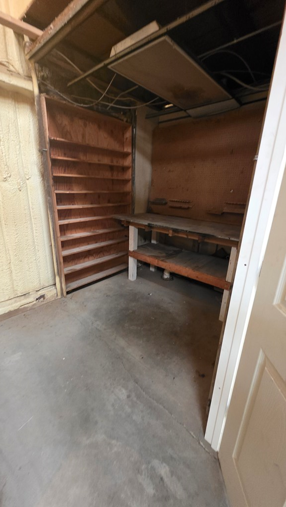 1609 E Taylor Property Photo 6
