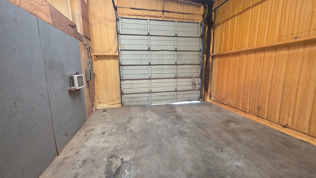 1609 E Taylor Property Photo 13