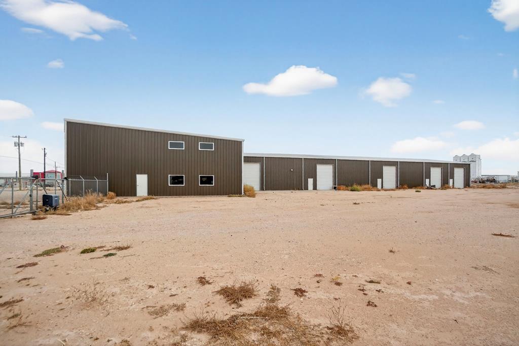 10617 N County Rd 72