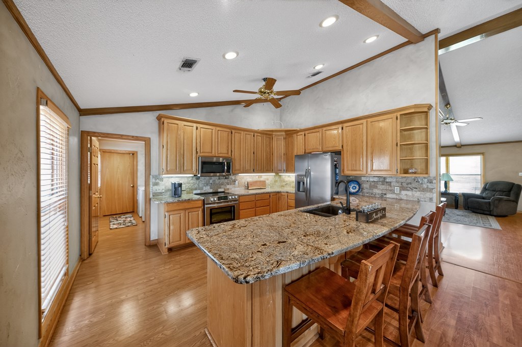 2459 County Rd 1105 Property Photo 52