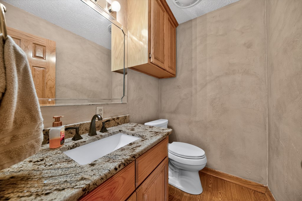 2459 County Rd 1105 Property Photo 55