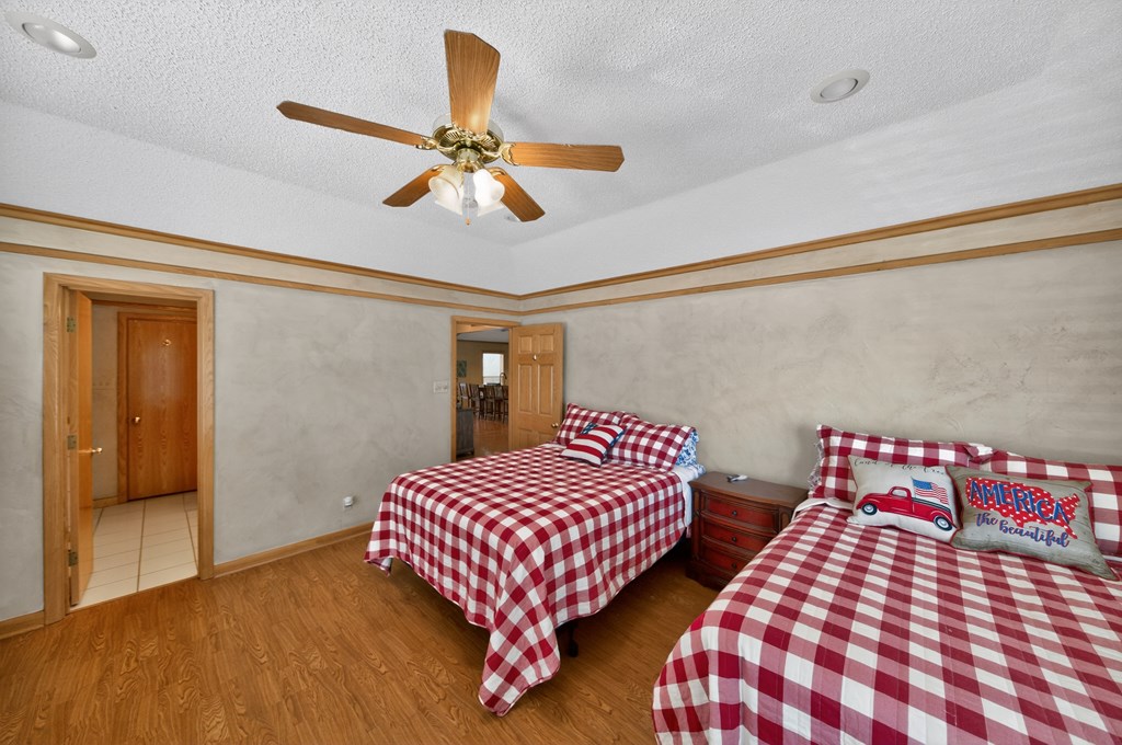 2459 County Rd 1105 Property Photo 58