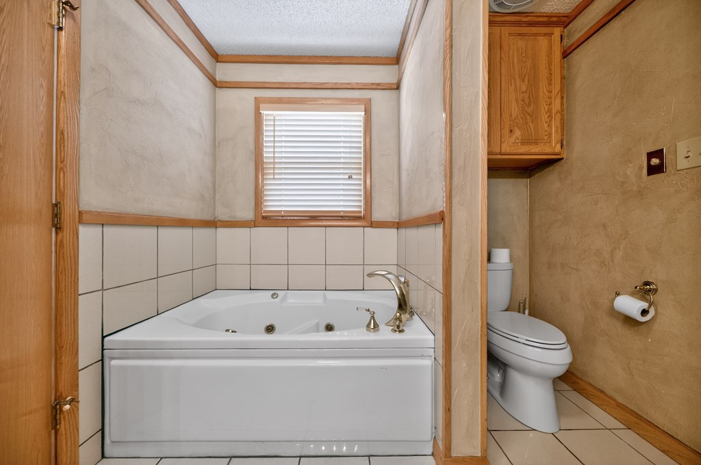 2459 County Rd 1105 Property Photo 61
