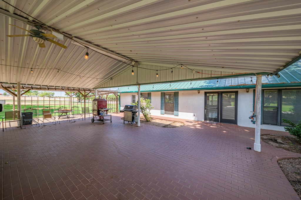 2459 County Rd 1105 Property Photo 66
