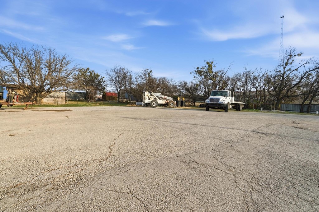 112 Santa Anna St Property Photo 31