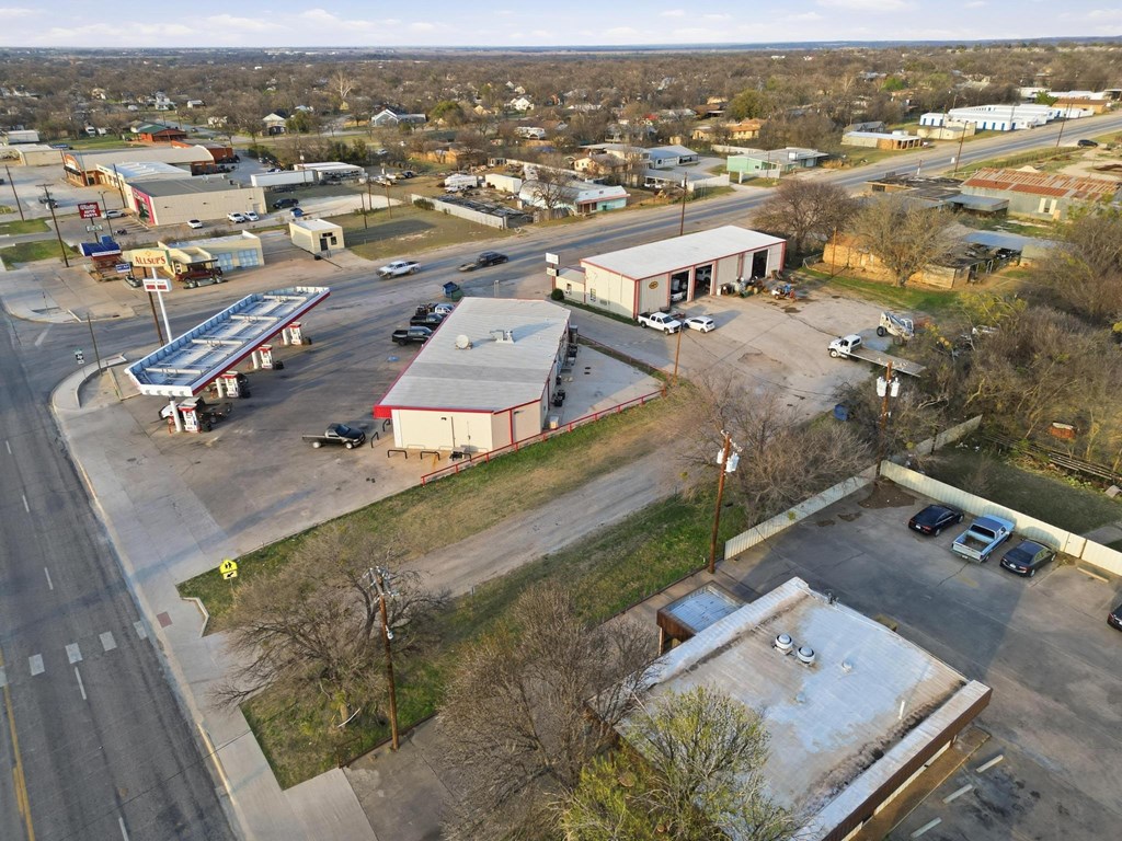 112 Santa Anna St Property Photo 35
