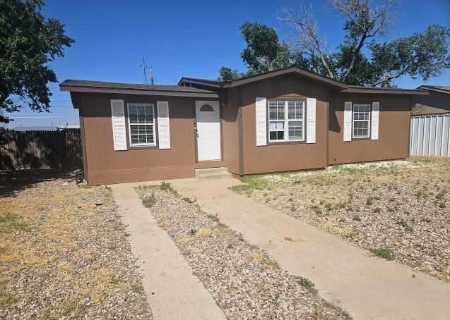 3600 Gaston Dr Property Photo 1