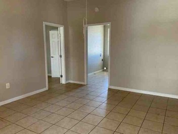 2400 College Ave Property Photo 26