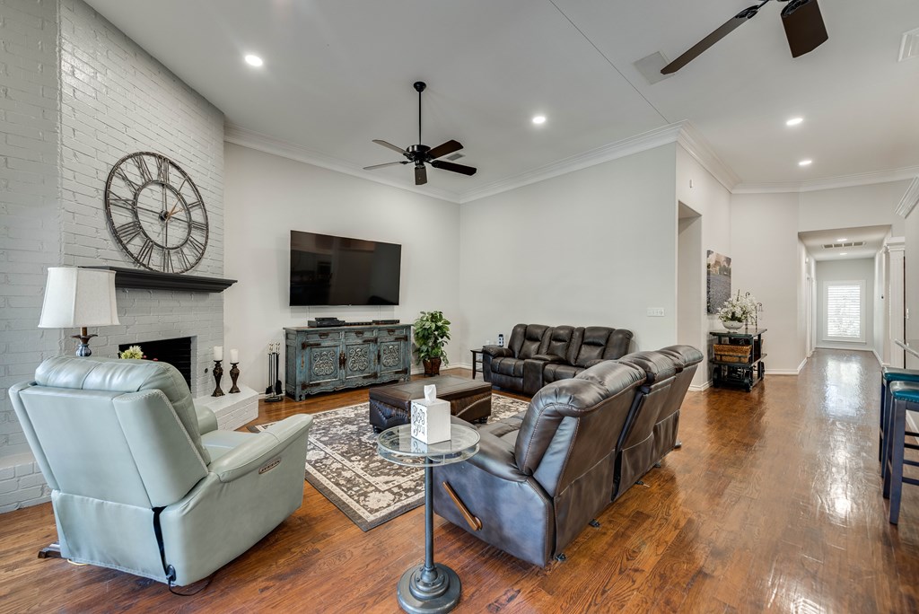5620 Drexel Court Property Photo 16