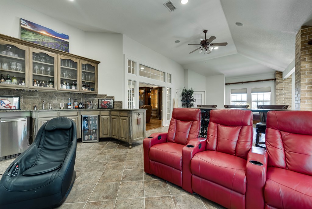 5620 Drexel Court Property Photo 23