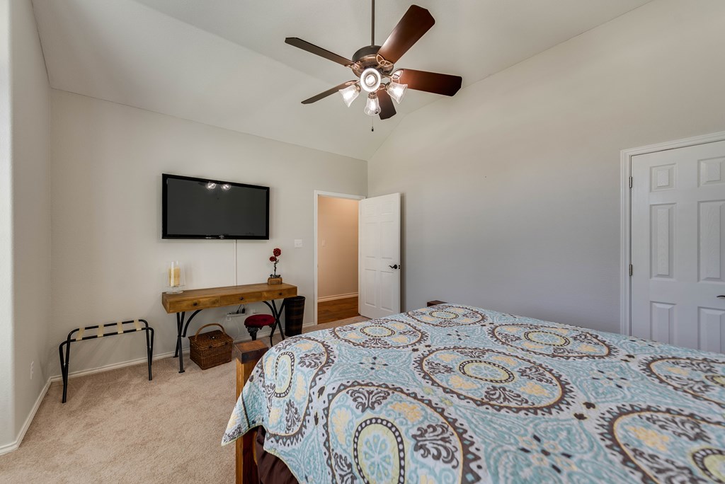 5620 Drexel Court Property Photo 35