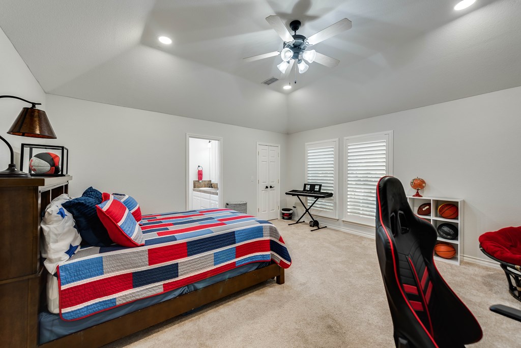 5620 Drexel Court Property Photo 37