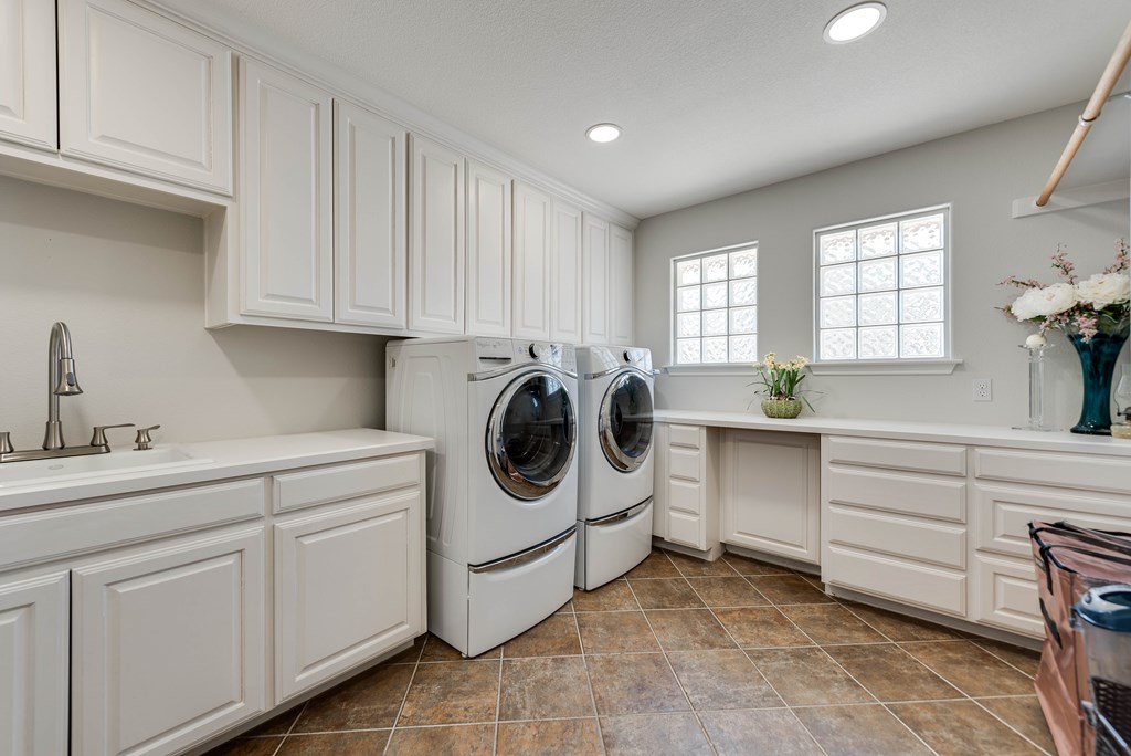 5620 Drexel Court Property Photo 40