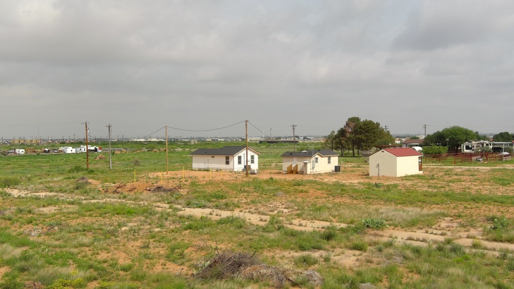 2701 S County Rd 135 Property Photo 5