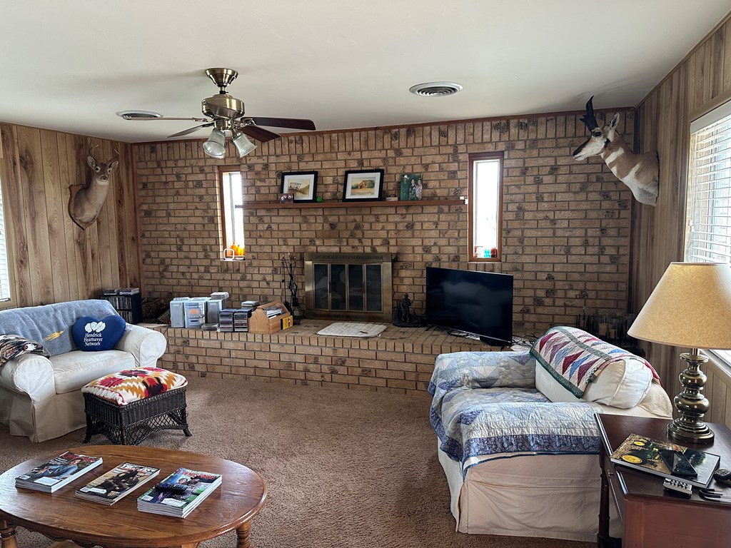 550 Willow Valley Rd Property Photo 4