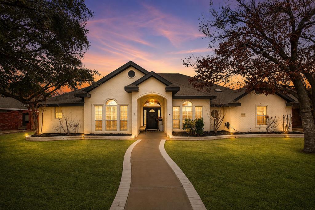 5329 Ridgefield Court