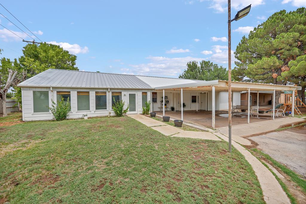 5512 Oriole Dr Property Photo 1