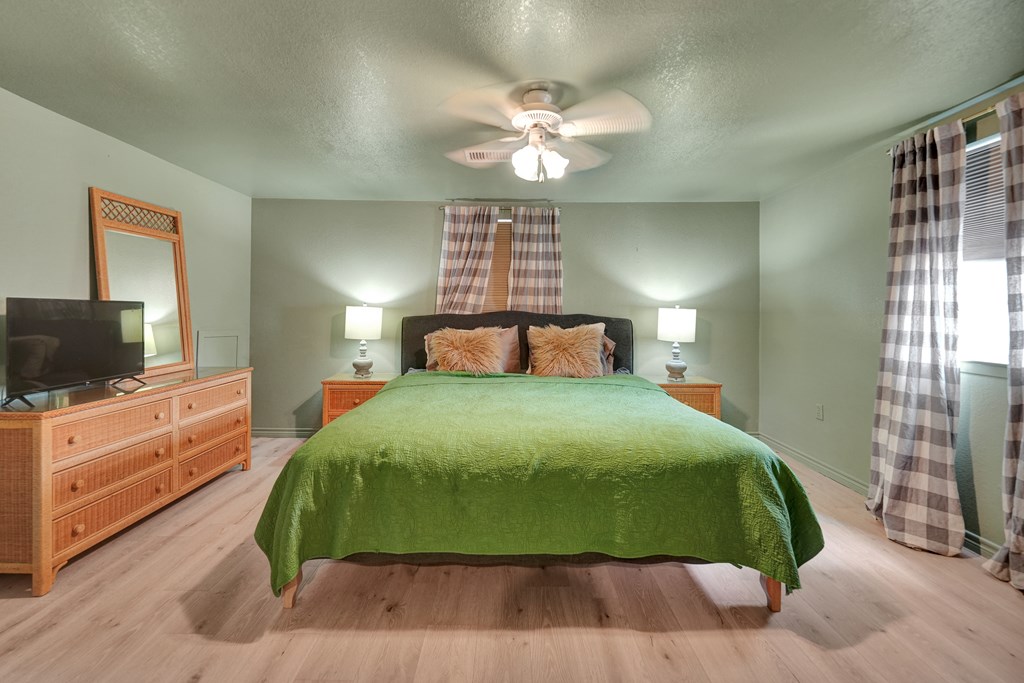5512 Oriole Dr Property Photo 11