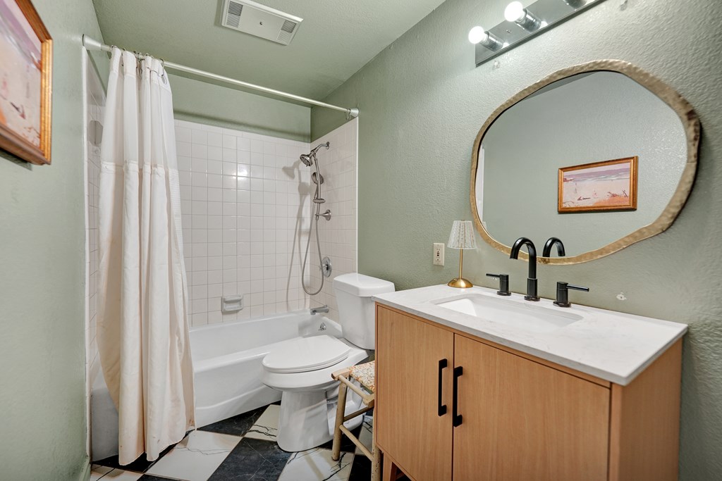 5512 Oriole Dr Property Photo 12