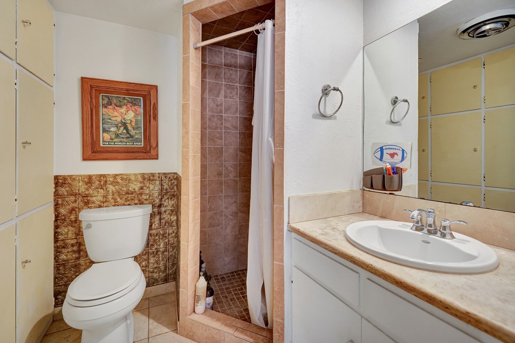 5512 Oriole Dr Property Photo 16