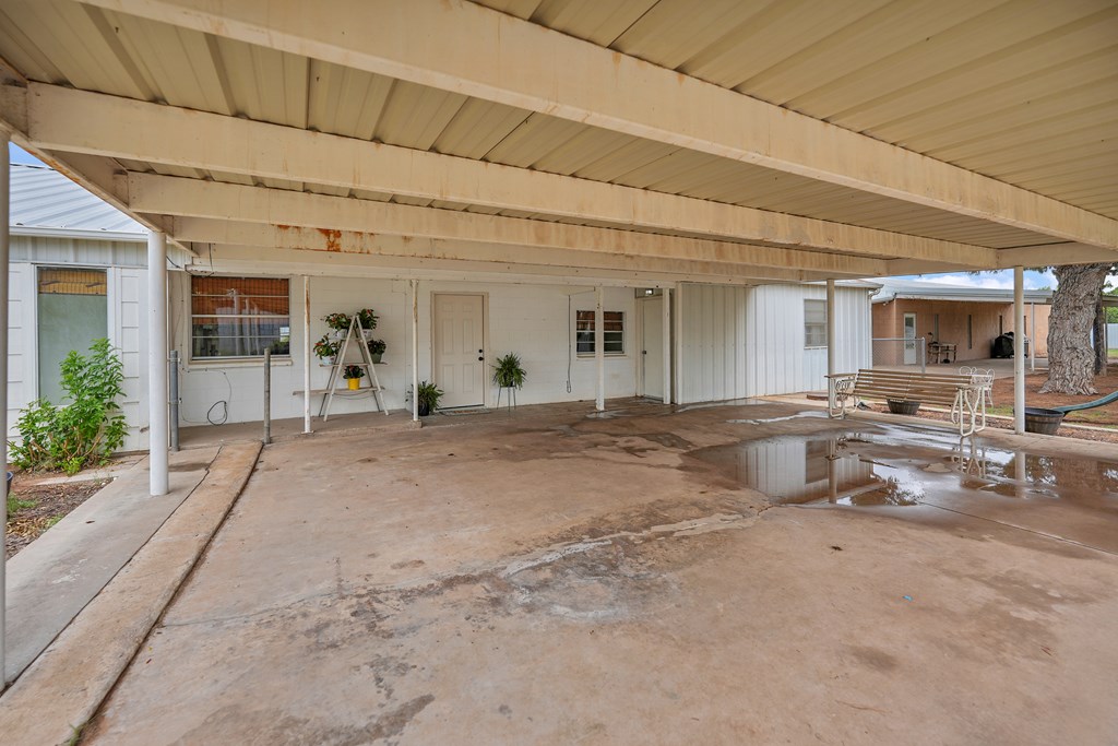 5512 Oriole Dr Property Photo 29