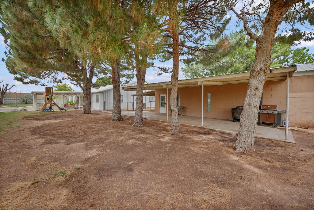5512 Oriole Dr Property Photo 31