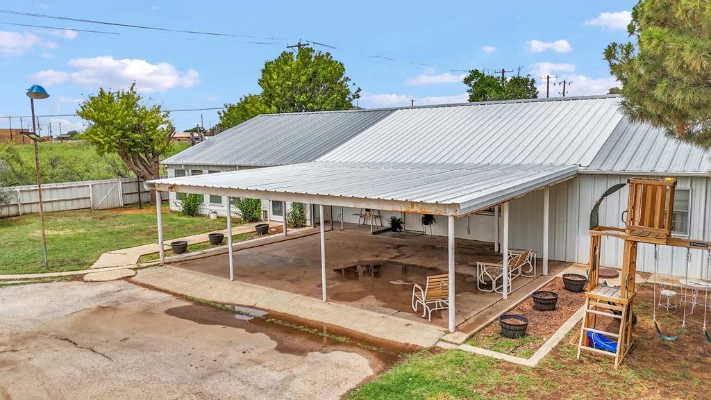 5512 Oriole Dr Property Photo 40
