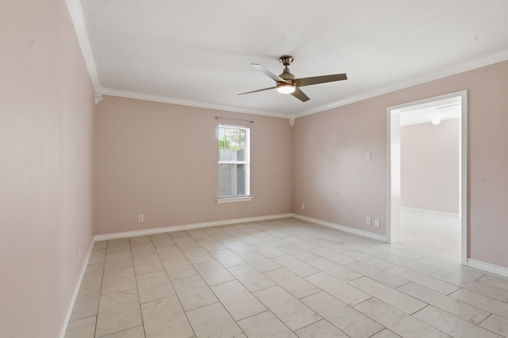 2603 Frontier Dr Property Photo 19