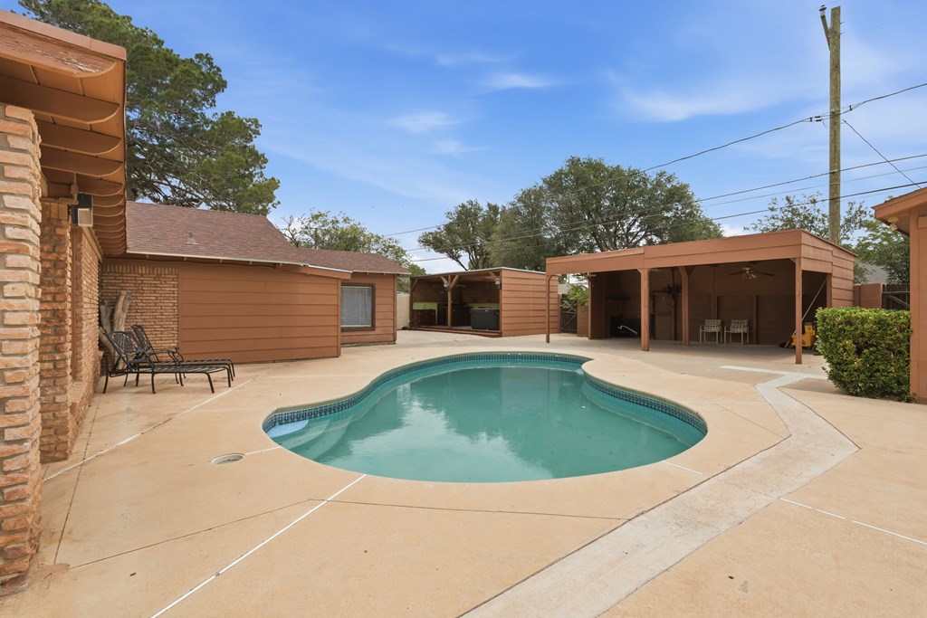 2603 Frontier Dr Property Photo 35