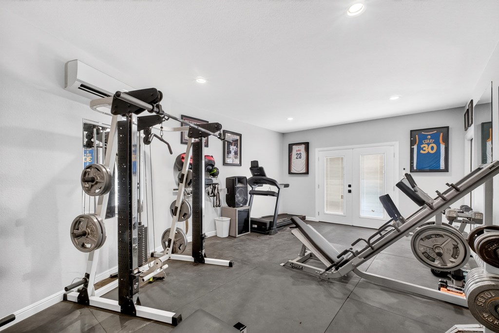 4500 Corona Ct Property Photo 54