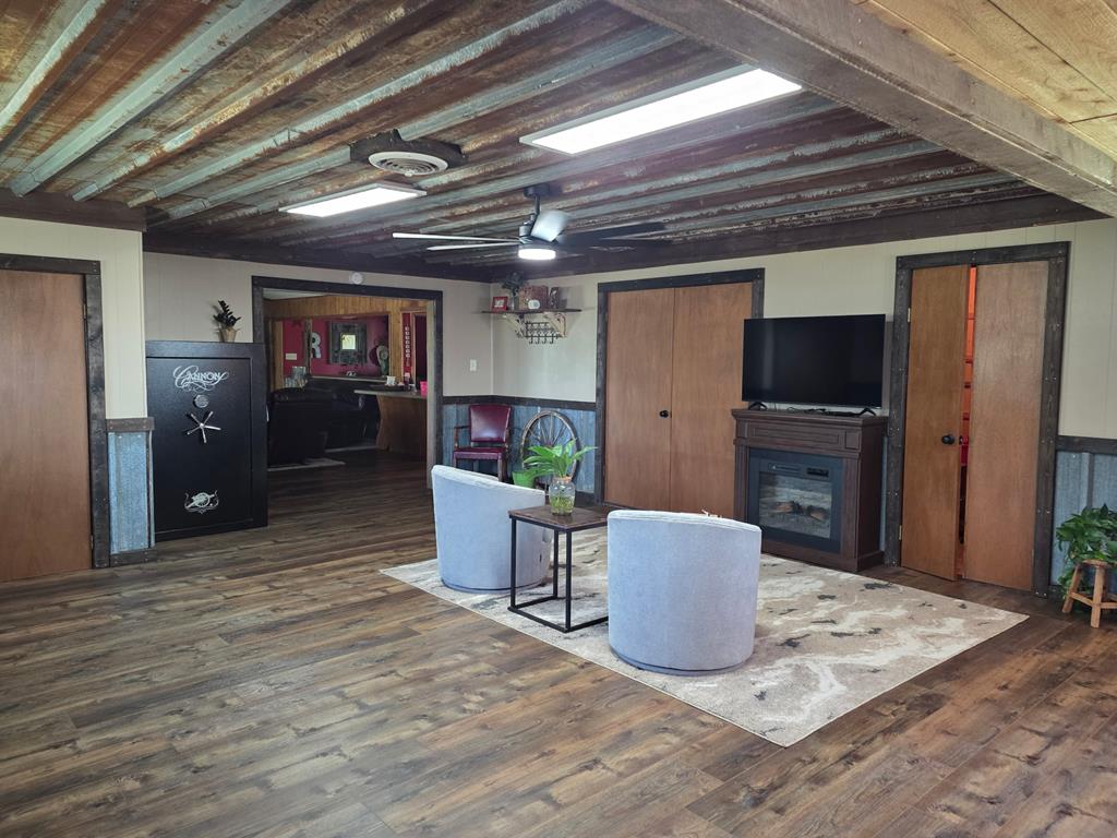 3706 Fm 1607 Property Photo 21