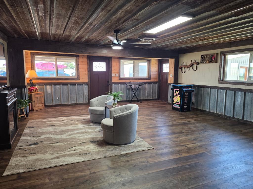 3706 Fm 1607 Property Photo 22