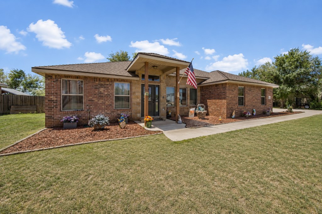 107 Echols Dr Property Photo 4