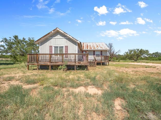 501 Vikki Rd Property Photo 1