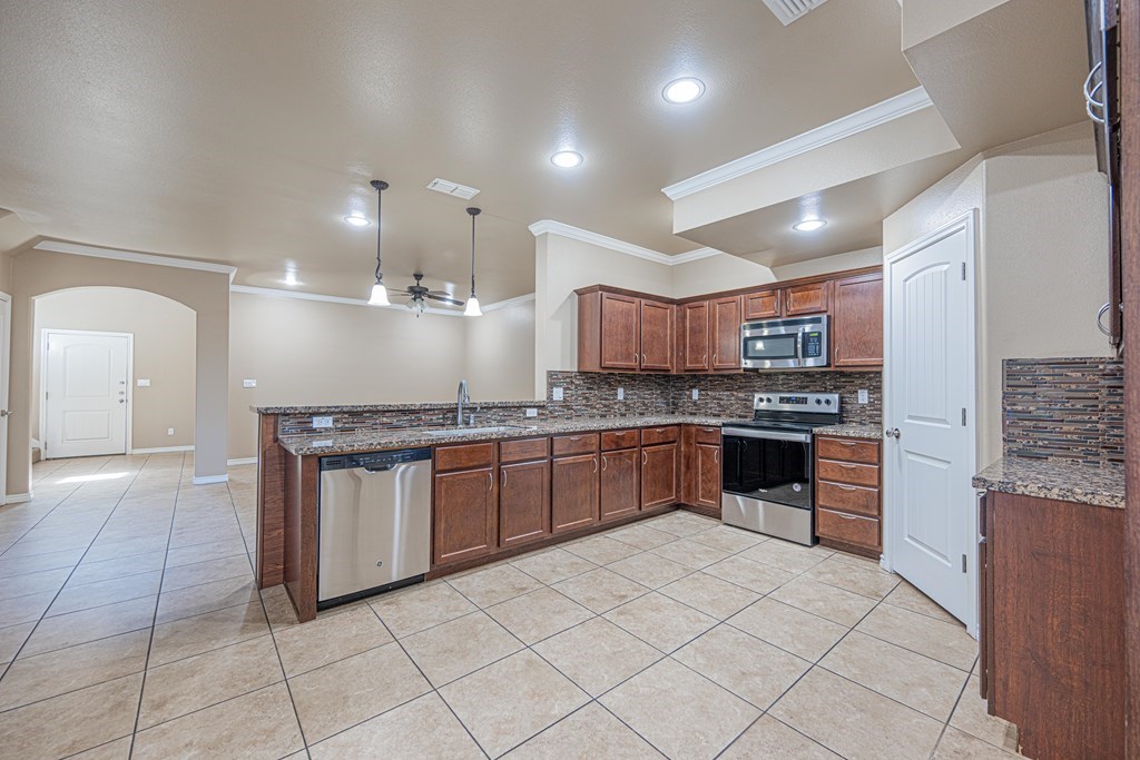 907 Old Course Road Property Photo 8