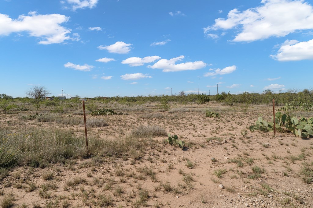 401 Matt Loop Rd Property Photo 15