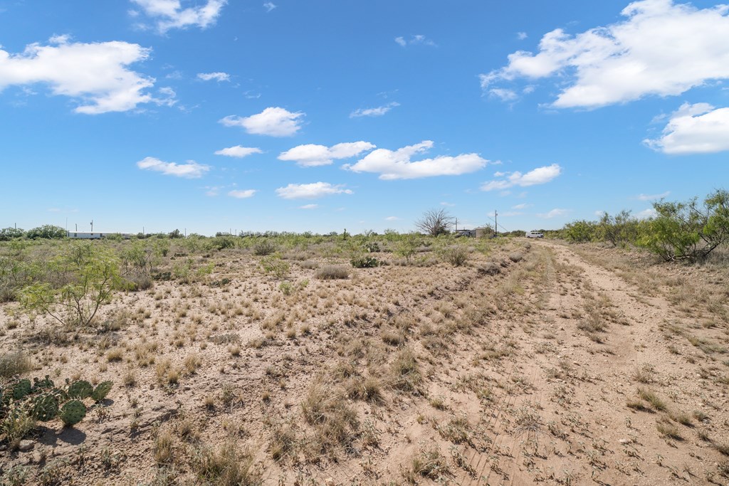 401 Matt Loop Rd Property Photo 16