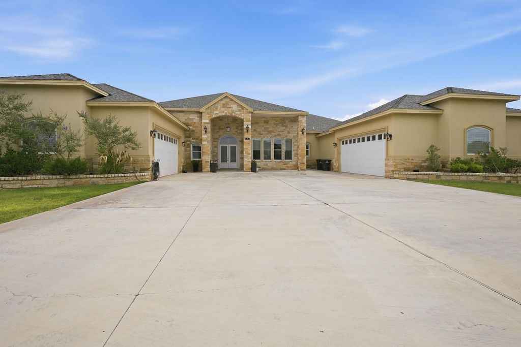 407 Affirmed Ave Property Photo 4