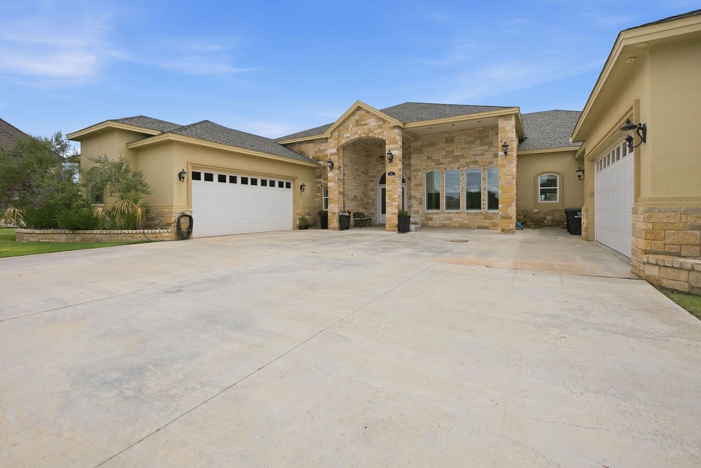 407 Affirmed Ave Property Photo 5