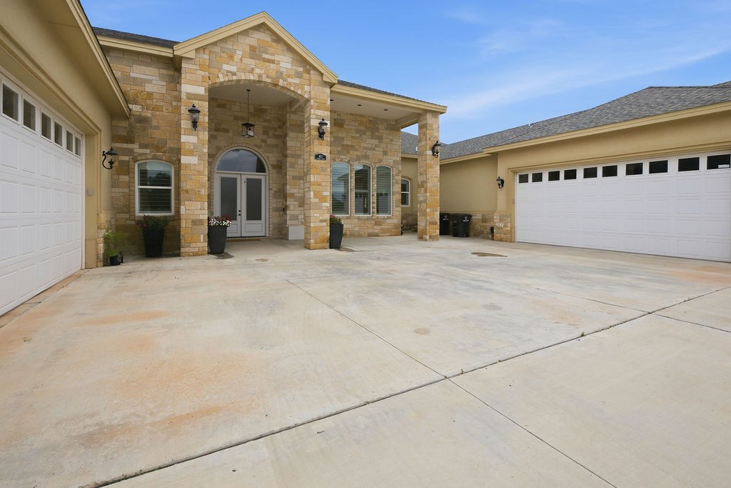 407 Affirmed Ave Property Photo 6