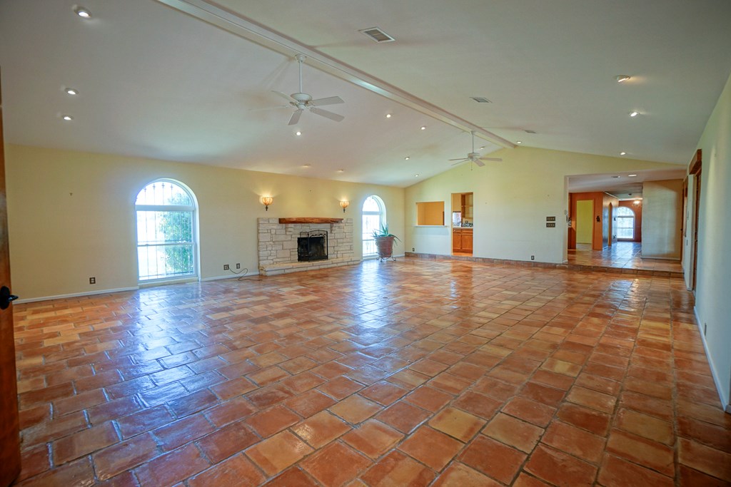 3509 Mockingbird Lane Property Photo 11