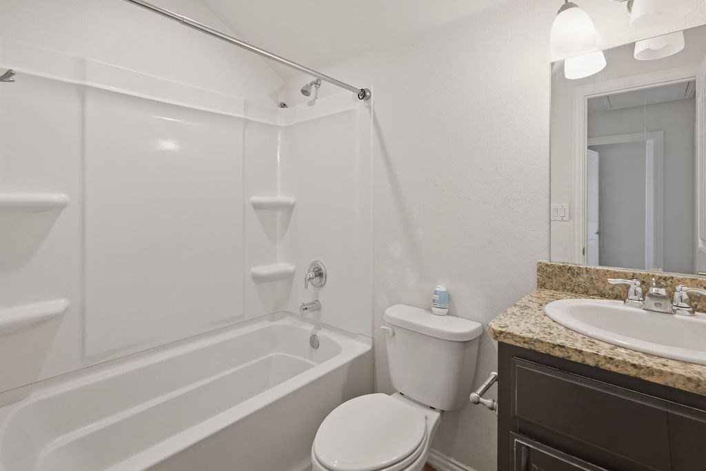 1719 Twin Falls Dr Property Photo 25