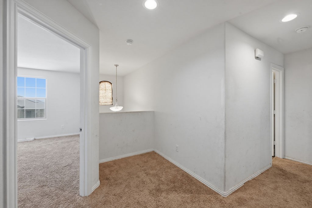 1719 Twin Falls Dr Property Photo 33