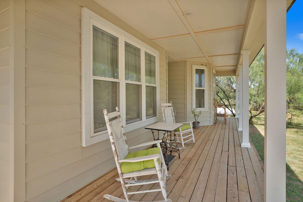 218 Echols St Property Photo 29