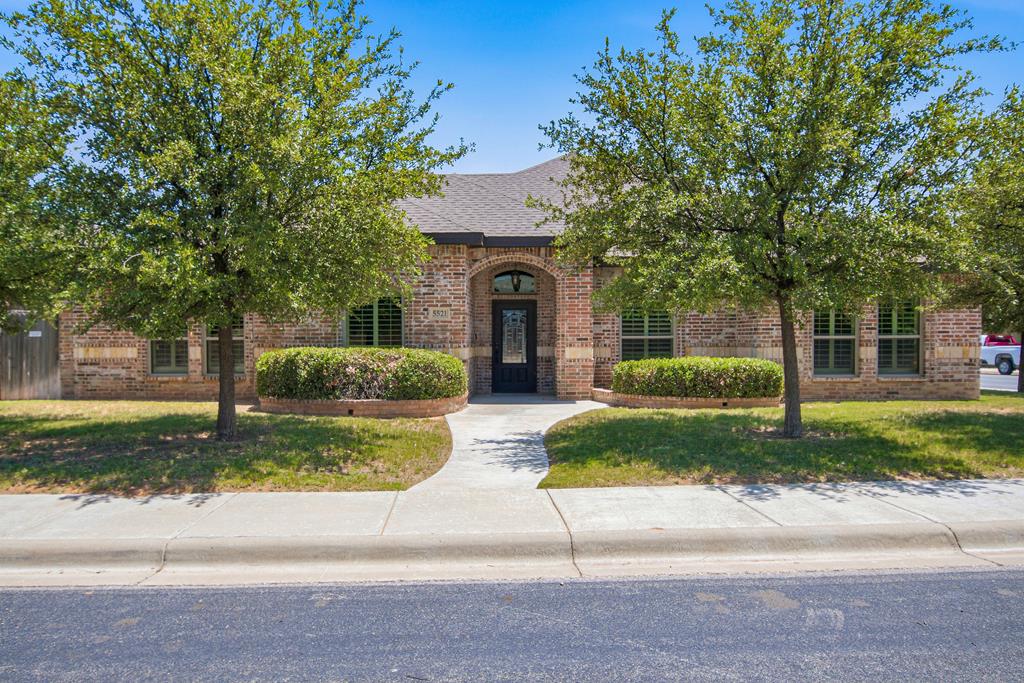 5521 San Clemente Dr Property Photo 1