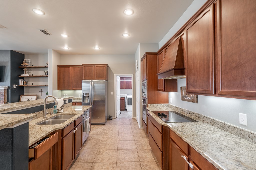 614 Dimaggio Ct Property Photo 11