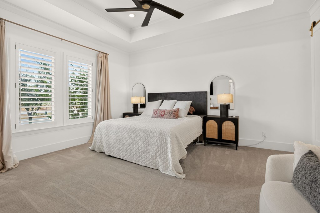 5012 Riverside Property Photo 25