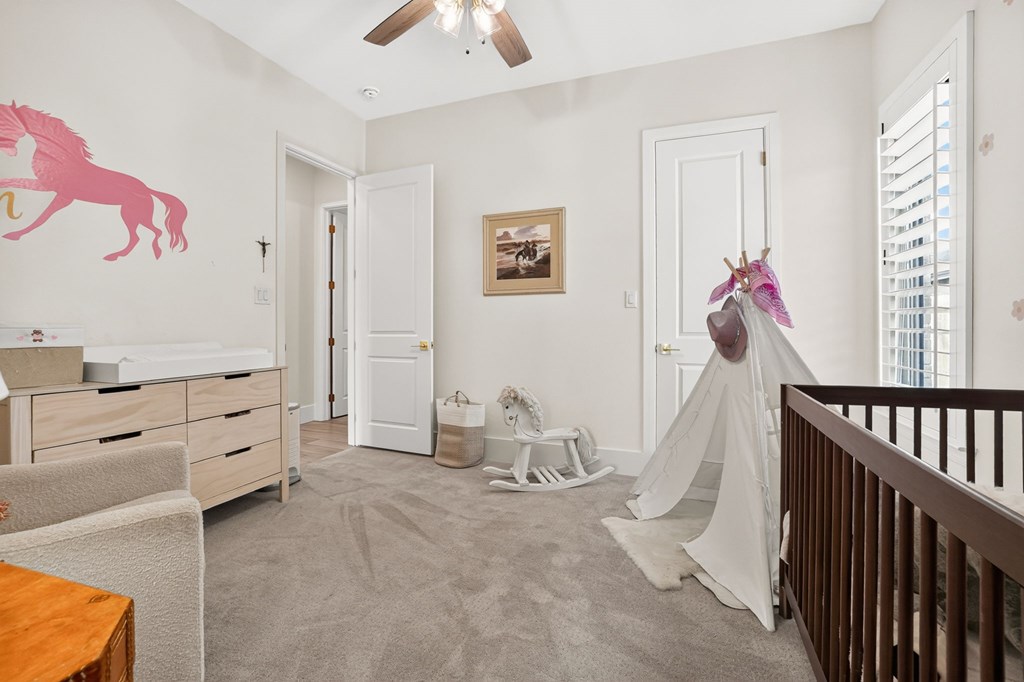 5012 Riverside Property Photo 44
