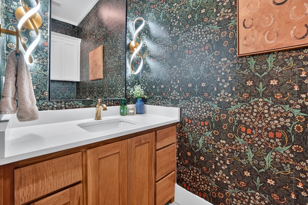 5012 Riverside Property Photo 48