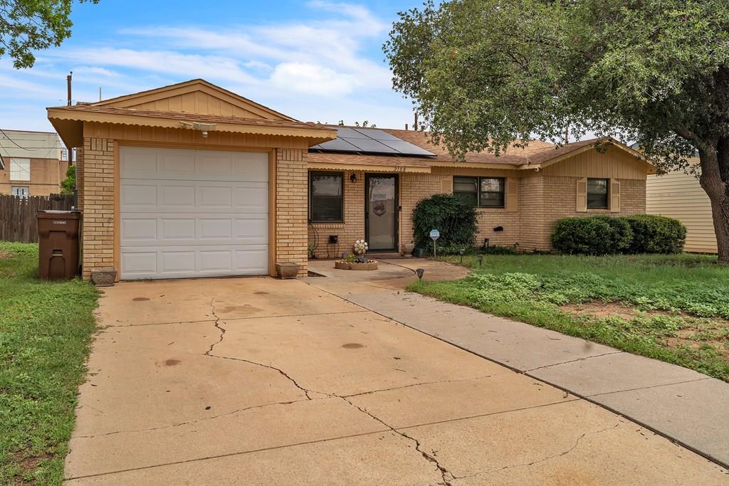 2108 Cecilia Property Photo 1